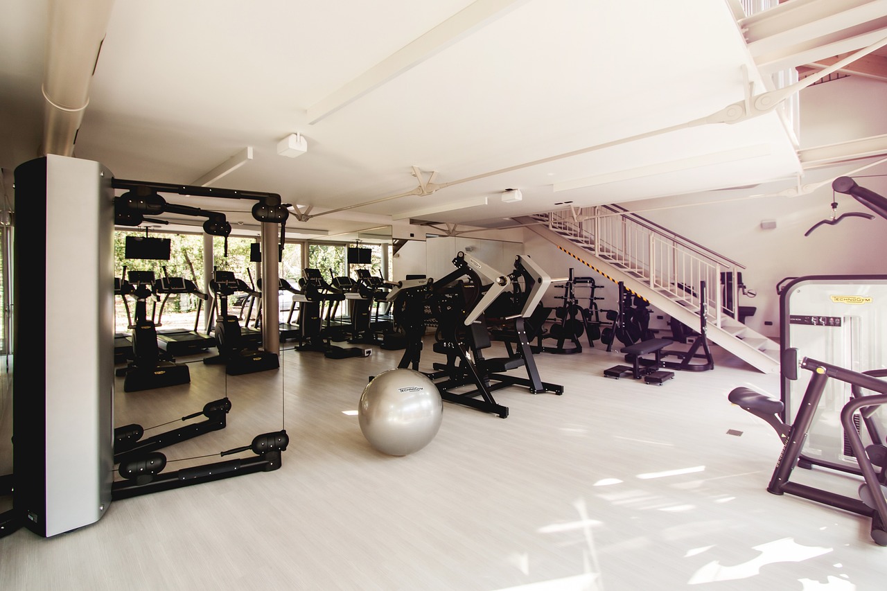 physiotherapy gym inside clinic